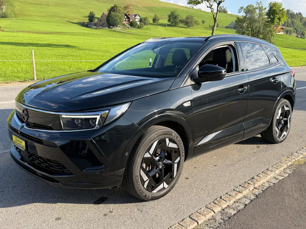 OPEL Grandland 1.6 T PHEV GSE