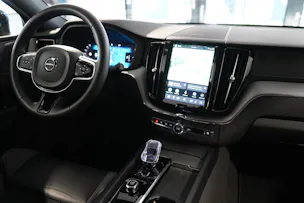 VOLVO XC60 2.0 B5 MH Ultra Black Edition AWD