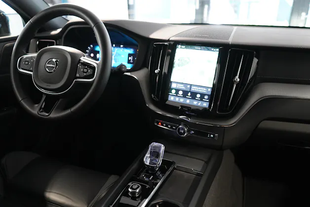 VOLVO XC60 2.0 B5 MH Ultra Black Edition AWD