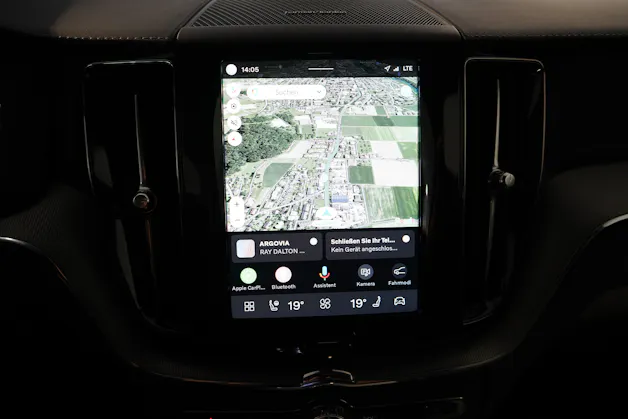 VOLVO XC60 2.0 B5 MH Ultra Black Edition AWD
