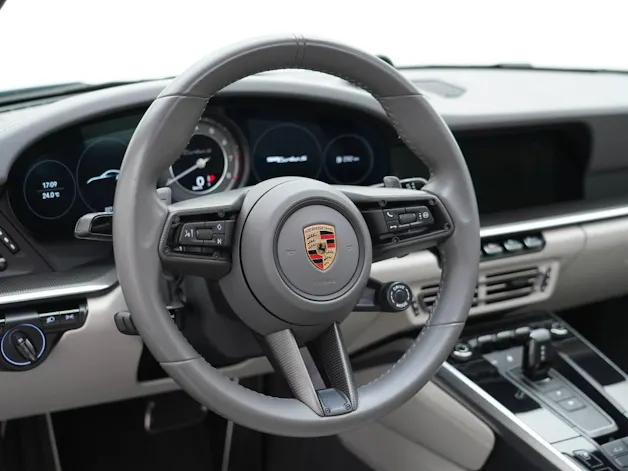 PORSCHE 911 Turbo S