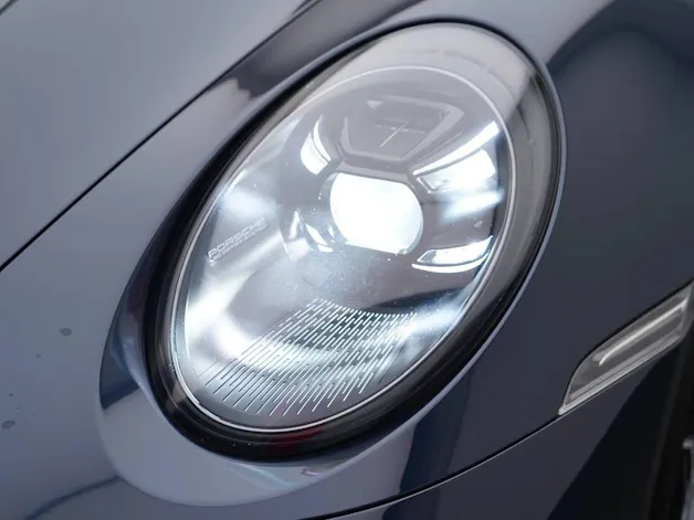 PORSCHE 911 Turbo S