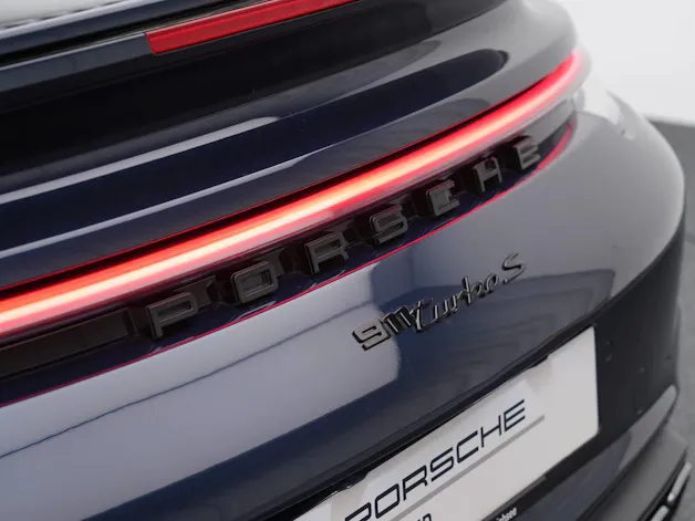 PORSCHE 911 Turbo S