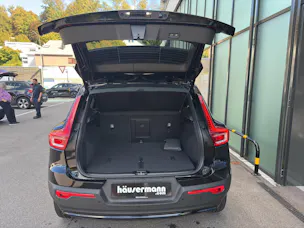 VOLVO EX40 Twin Black Edition AWD