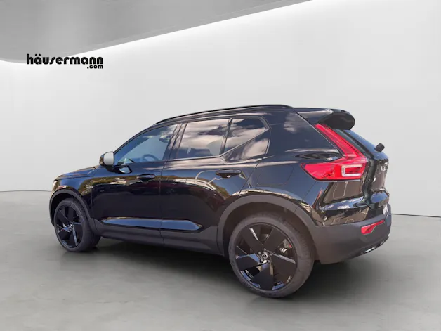 VOLVO EX40 Twin Black Edition AWD