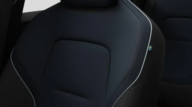 VOLVO EX30 CC P8 Ultra AWD