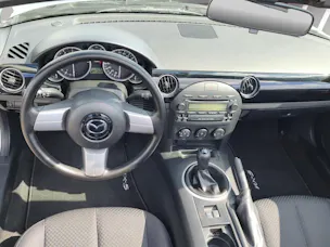 MAZDA MX-5 Roadster 1.8 Confort