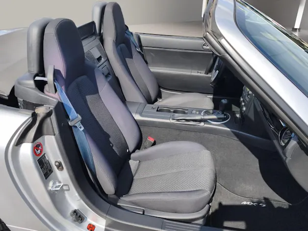 MAZDA MX-5 Roadster 1.8 Confort