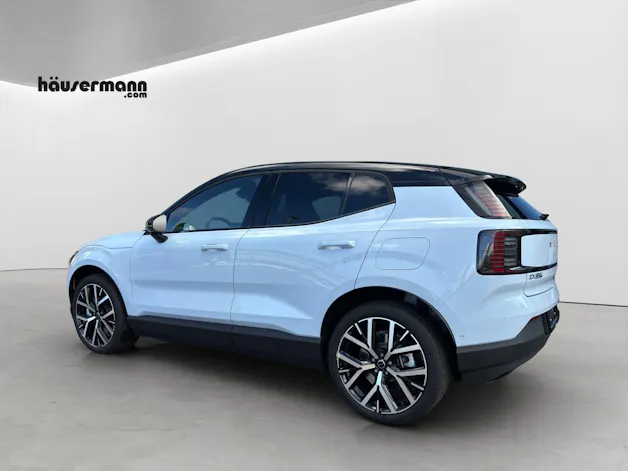 VOLVO EX30 P8 Ultra AWD