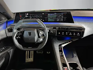 PEUGEOT 3008 1.2 Hybrid GT
