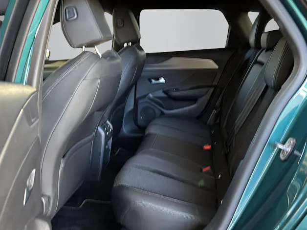 PEUGEOT 308 SW 1.2 Hybrid GT