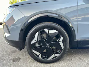 OPEL Grandland-e Ultimate AWD