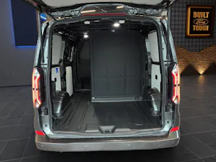 FORD E-Transit Custom Multicab 320 L1 218 PS Limited RWD