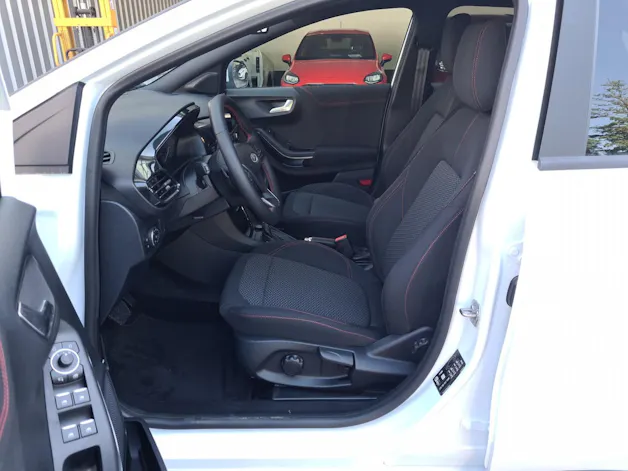FORD Puma 1.0i EcoBoost 125 ST-Line AUTOMAT