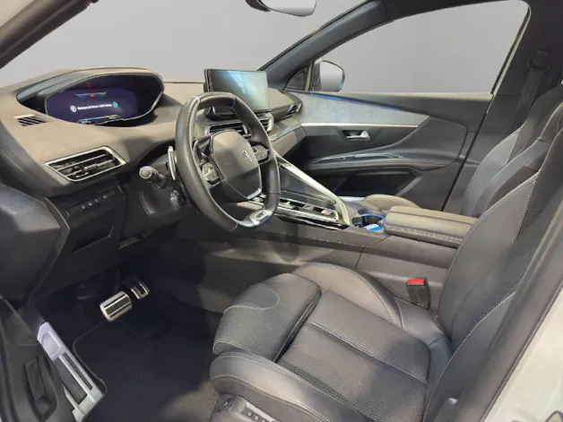 PEUGEOT 3008 1.6 Plug-in Hybrid GT