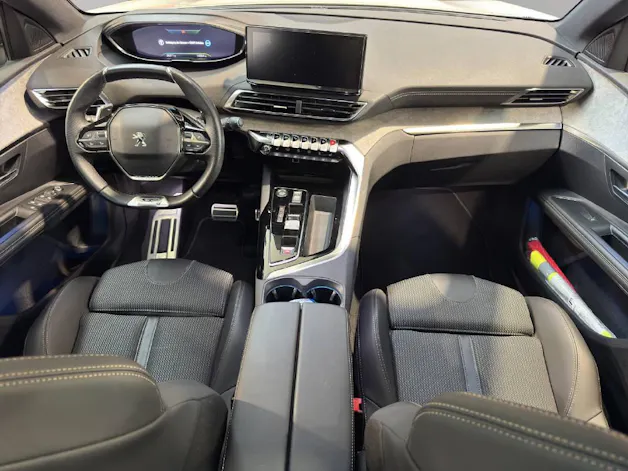 PEUGEOT 3008 1.6 Plug-in Hybrid GT