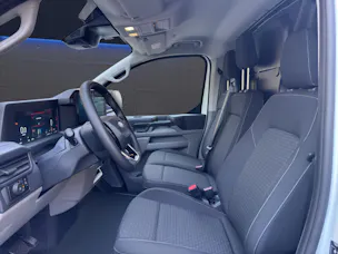 FORD Transit Custom Van 320 L1 2.0 EcoBlue 136 Trend