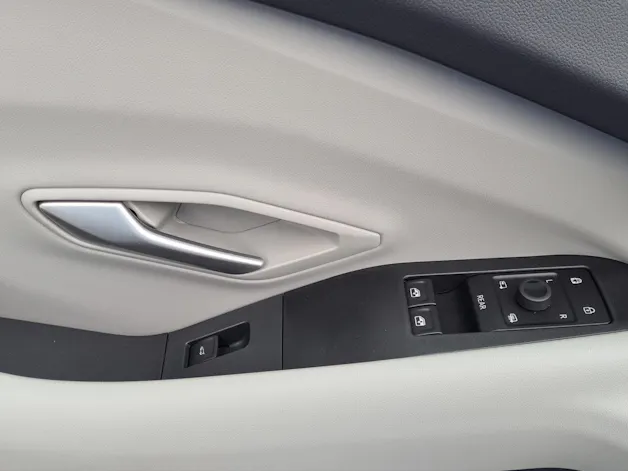 FORD Explorer Extended Range (79 kWh) Premium 4x4 AUTOMAT