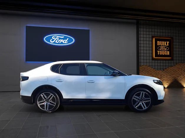 FORD Capri Extended Range (79 kWh) Premium AWD 4x4 AUTOMAT