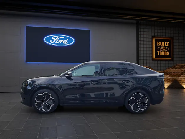 FORD Capri Extended Range (79 kWh) Premium AWD 4x4 AUTOMAT