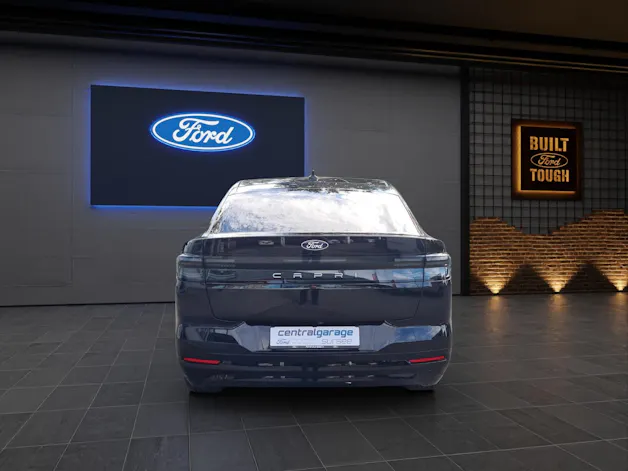 FORD Capri Extended Range (79 kWh) Premium AWD 4x4 AUTOMAT