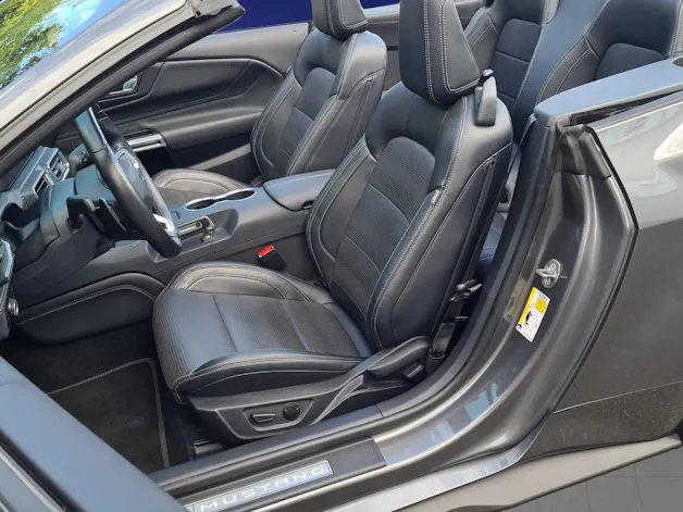 FORD Mustang GT Convertible 5.0i-V8 AUTOMAT