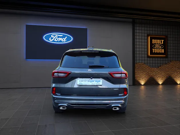 FORD Kuga 2.5i FHEV FULL-HYBRID 183 PS ST-Line 4x4 AUTOMAT