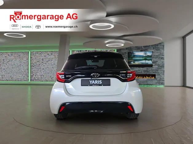 Toyota Yaris 1.5 VVT-i HSD Premium
