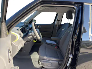 HYUNDAI Inster 49 kWh Electric Vertex Cross