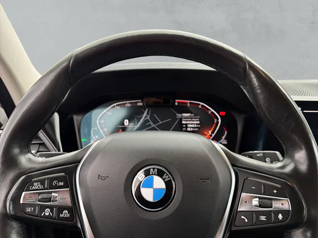 BMW 320d Touring Advantage xDrive G21 AHK