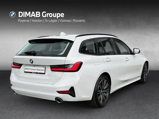 BMW 320d Touring Advantage xDrive G21 AHK