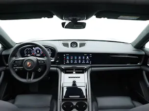 PORSCHE Panamera GTS