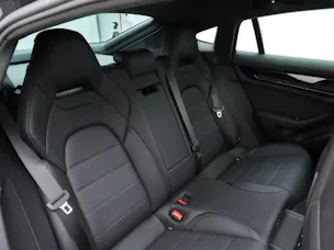 PORSCHE Panamera GTS