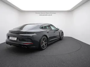 PORSCHE Panamera GTS