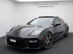 PORSCHE Panamera GTS