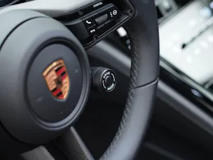 PORSCHE Panamera GTS