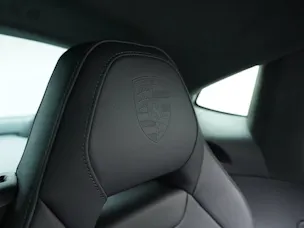 PORSCHE Panamera GTS
