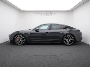 PORSCHE Panamera GTS