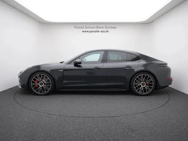 PORSCHE Panamera GTS