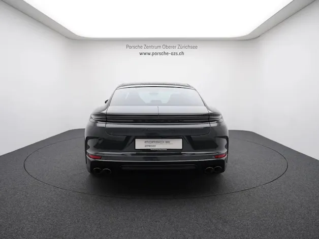 PORSCHE Panamera GTS