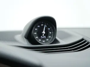 PORSCHE Taycan 4 Cross Turismo