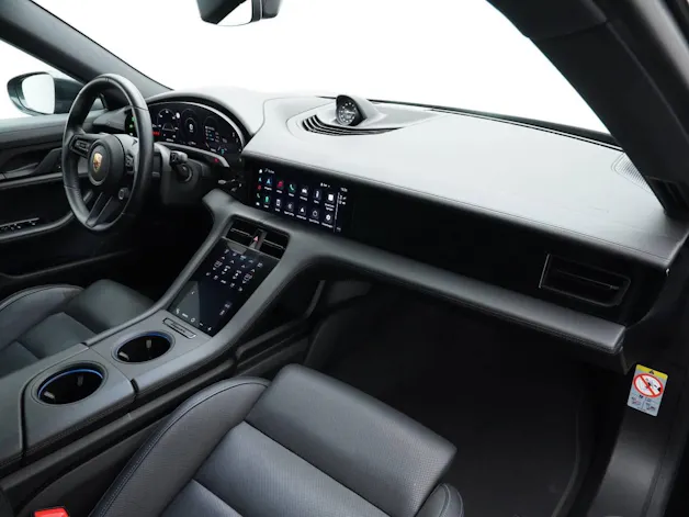 PORSCHE Taycan 4 Cross Turismo