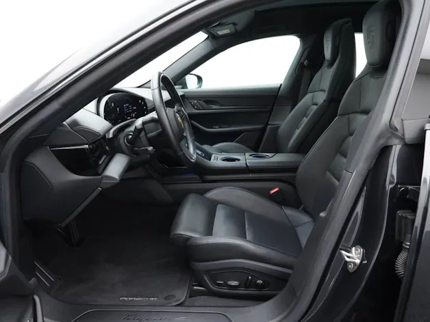 PORSCHE Taycan 4 Cross Turismo