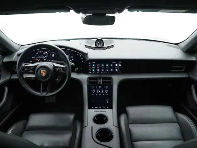 PORSCHE Taycan 4 Cross Turismo