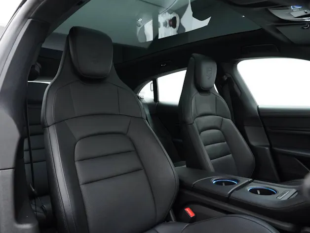 PORSCHE Taycan 4 Cross Turismo