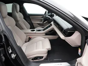 PORSCHE Taycan 4S