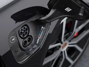 PORSCHE Taycan 4S