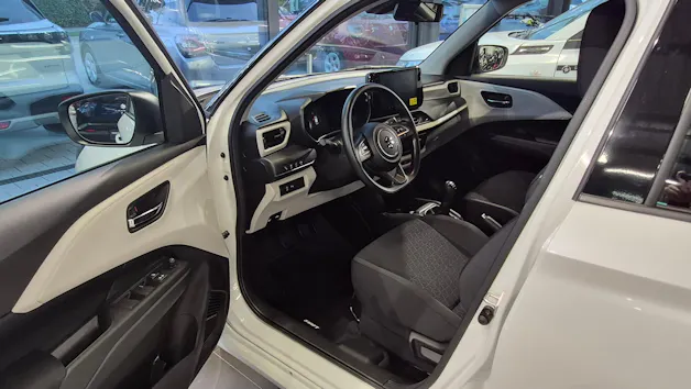 Suzuki Swift 1.2 Unico Hybrid