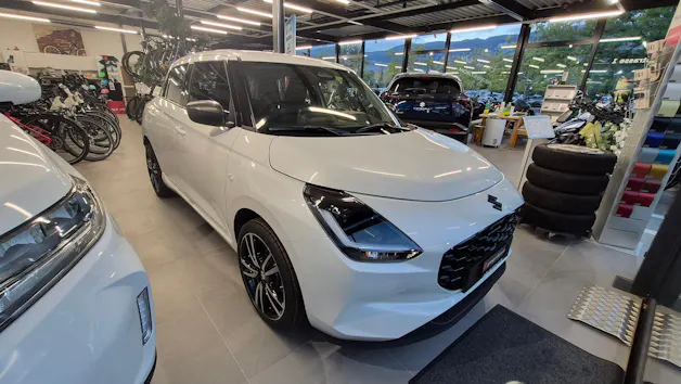 Suzuki Swift 1.2 Unico Hybrid