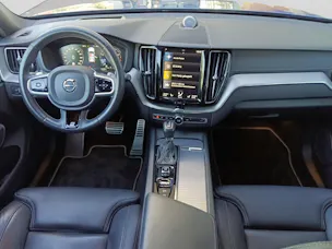 VOLVO XC60 2.0 T6 R-Design AWD